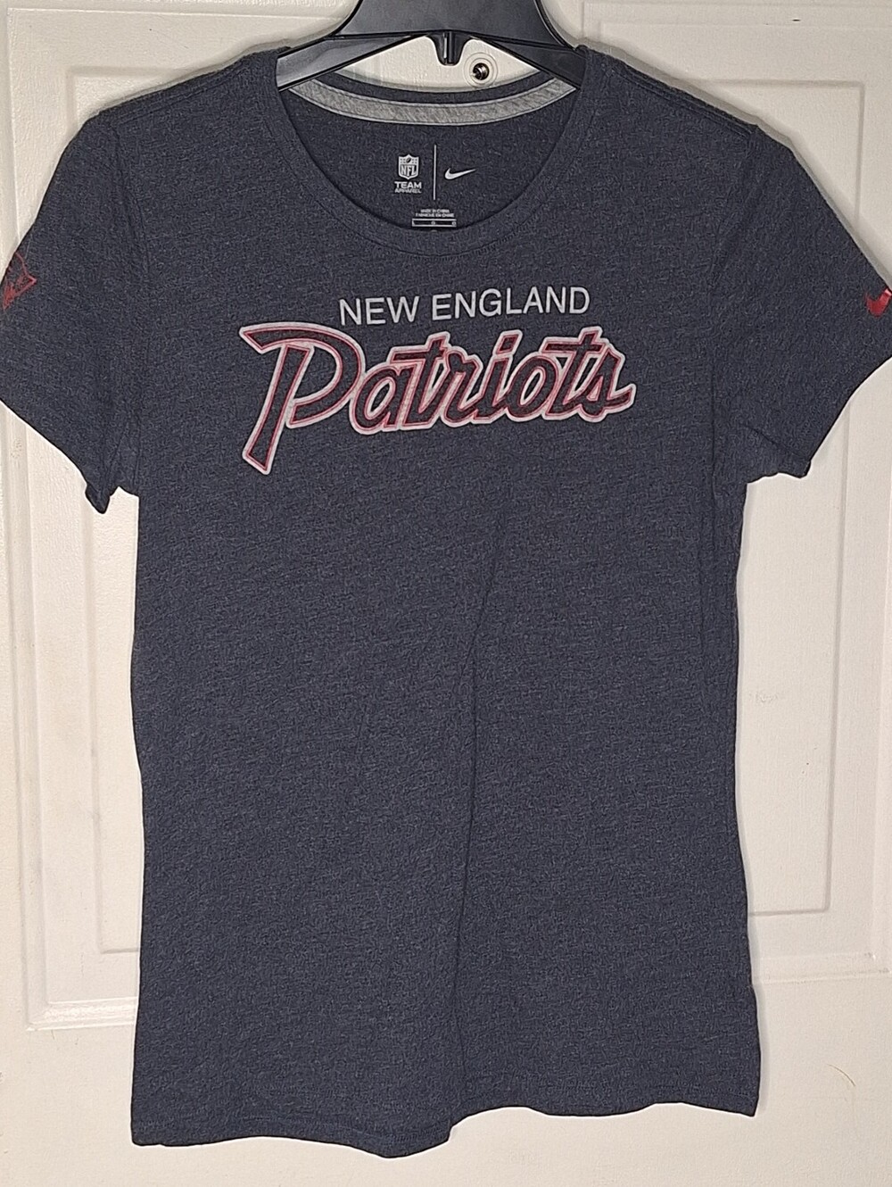 Like New Patriots T-Shirt~New Englad~Nike Top~NFL Tee~Large